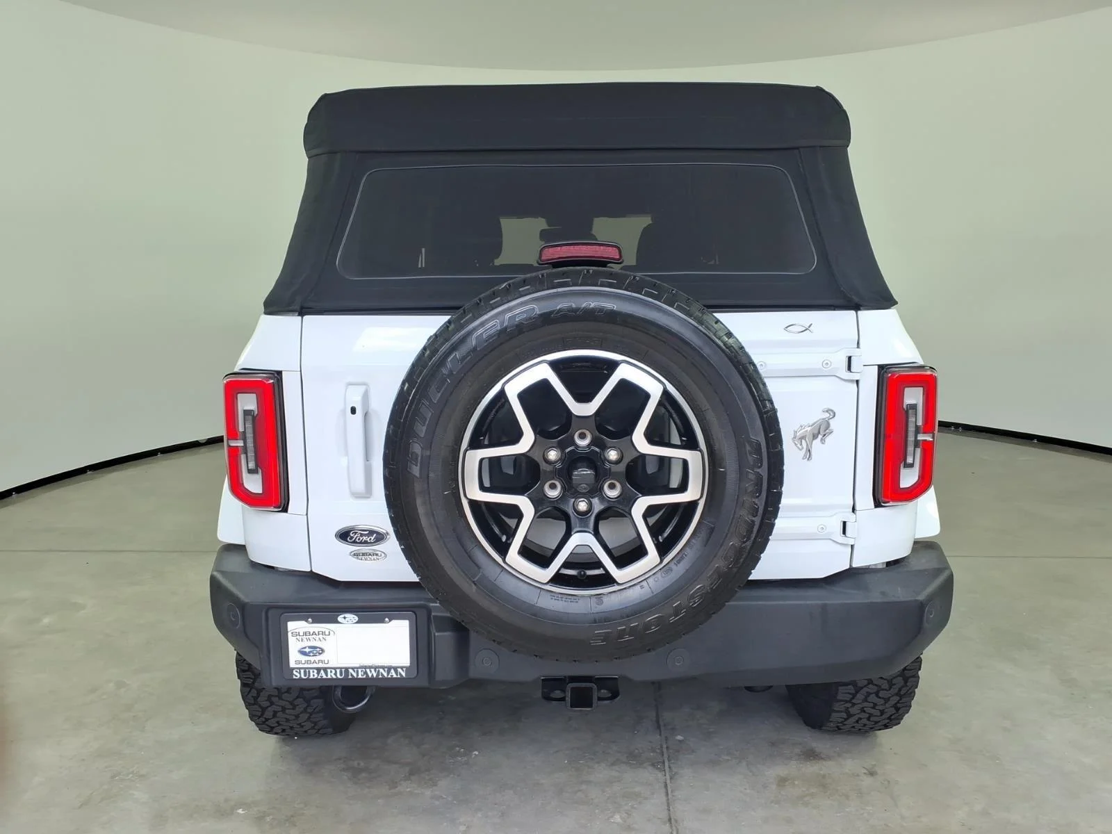 Used 2022 Oxford White Ford Outer Banks Advanced image 10