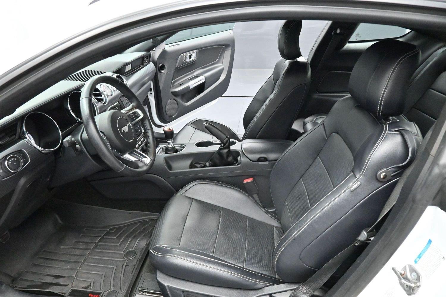 Used 2016 Oxford White Ford GT image 12