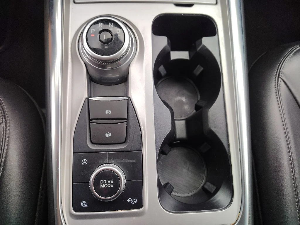 Used 2024 Star White Ford XLT image 22