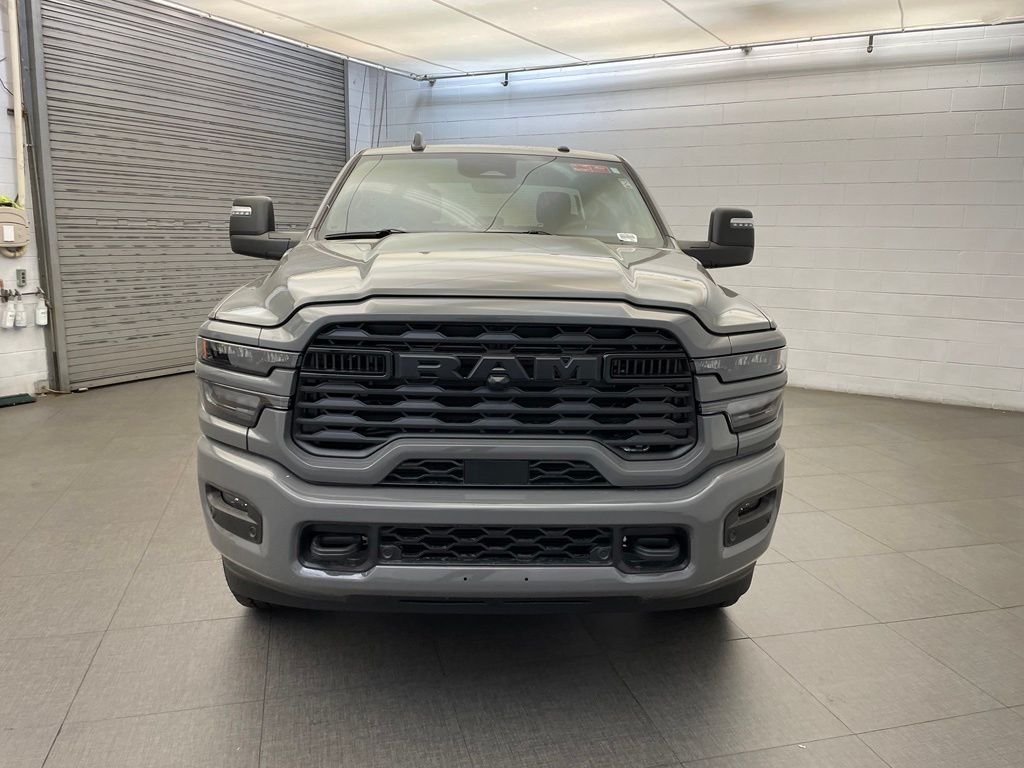 New 2026 Ceramic Gray Clear-Coat Exterior Paint RAM Big Horn SRW image 9