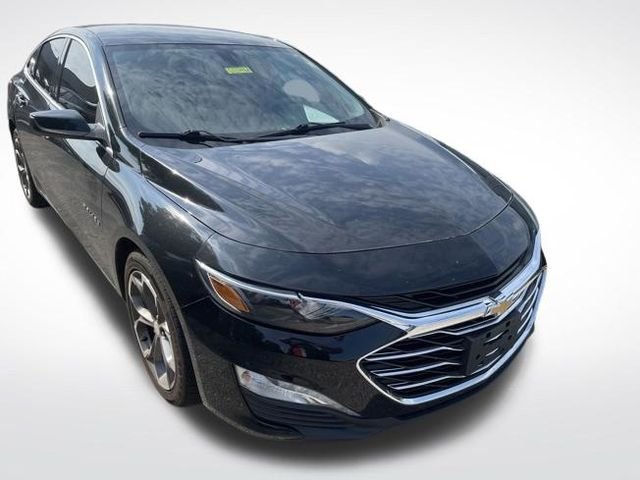 Used 2020 Black Chevrolet LT image 2