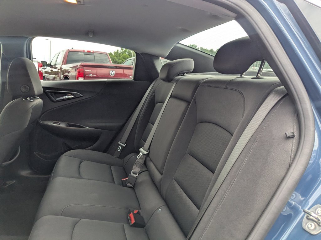Used 2024 Lakeshore Blue Metallic Chevrolet LT image 23