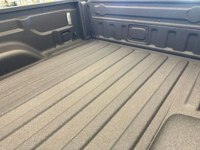 New 2026 Anvil Clear-Coat Exterior Paint Jeep Mojave image 17