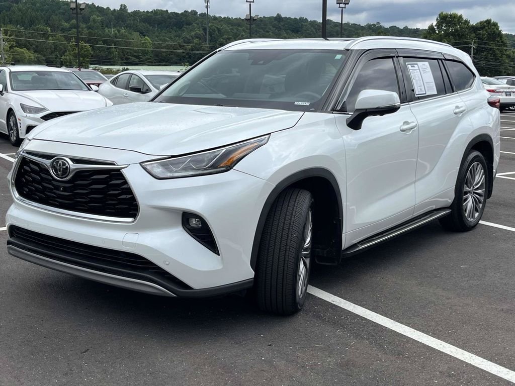 Used 2023 Beige Toyota Platinum image 7