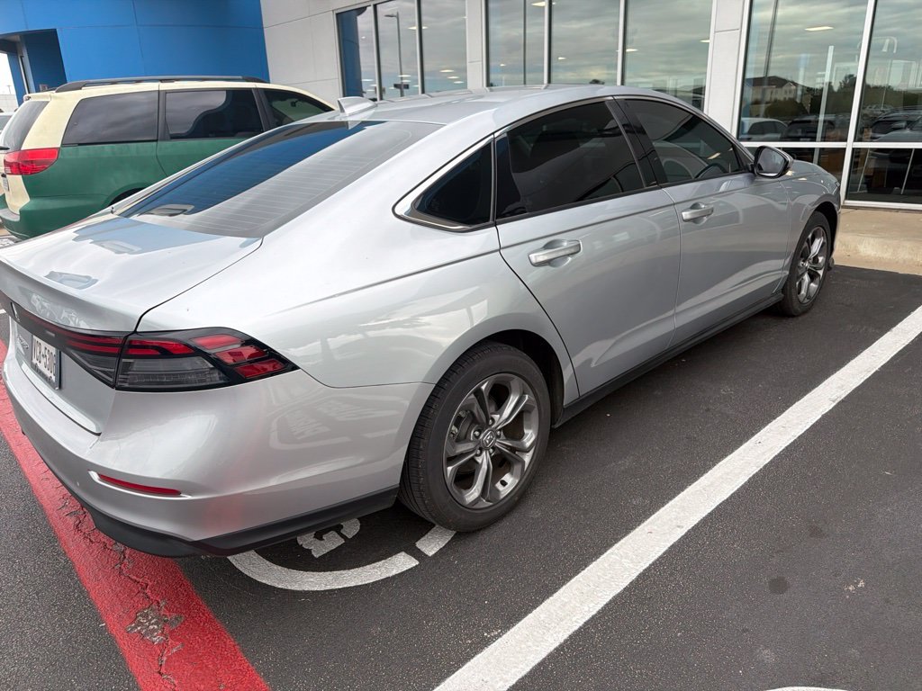 Certified Used 2024 Solar Silver Metallic Honda EX image 4