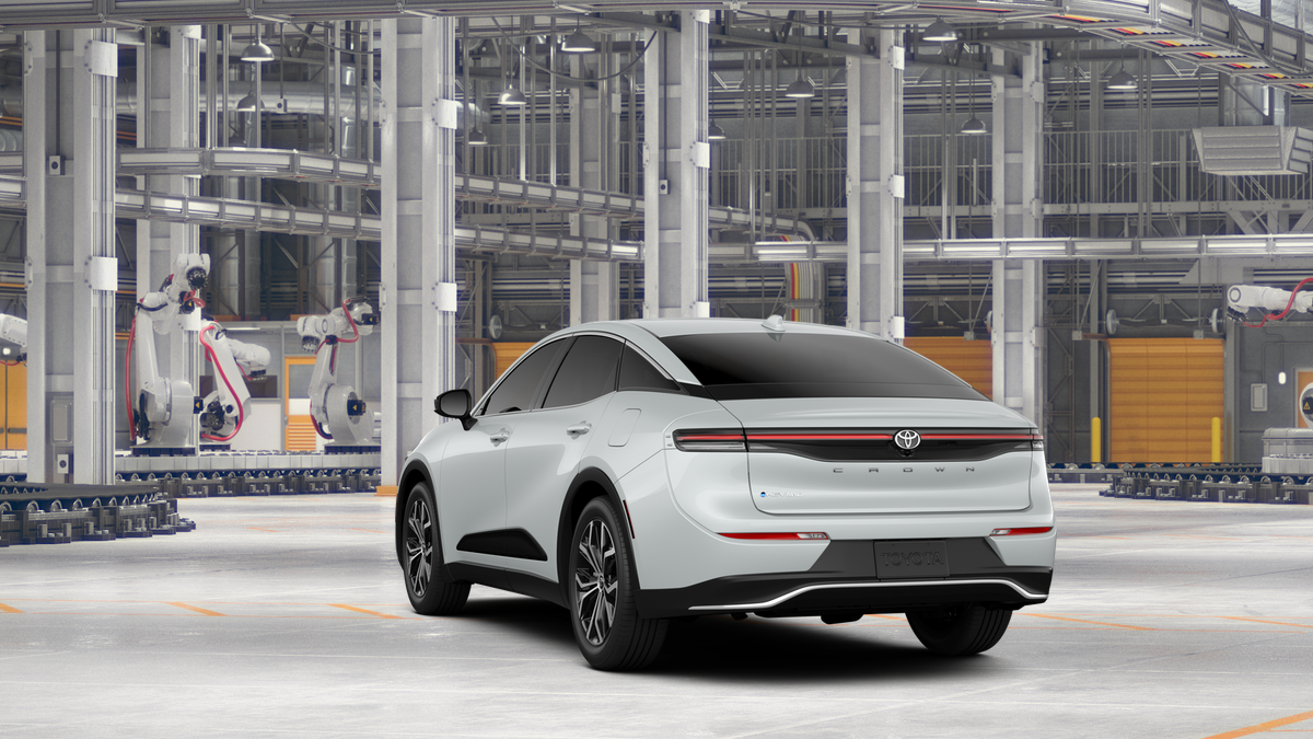 New 2026 Oxygen White Toyota XLE image 7