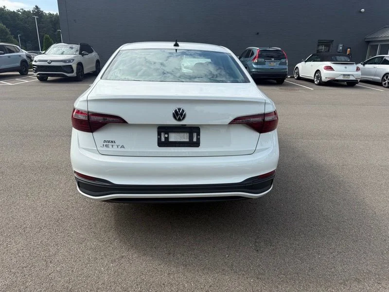 Used 2024 White Volkswagen 1.5T S image 14