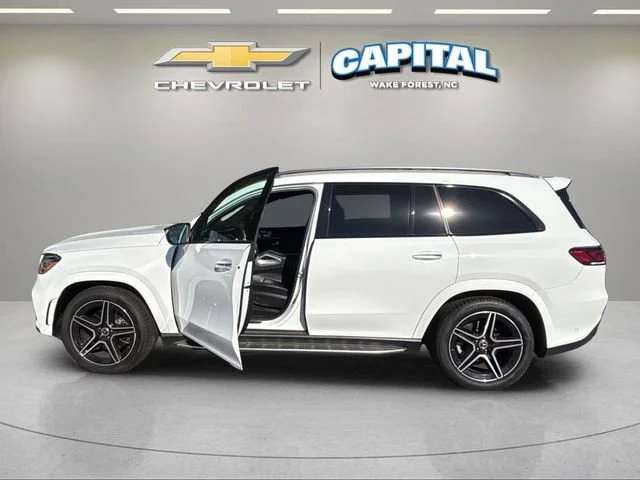 Used 2022 White Mercedes-Benz 4MATIC® image 3