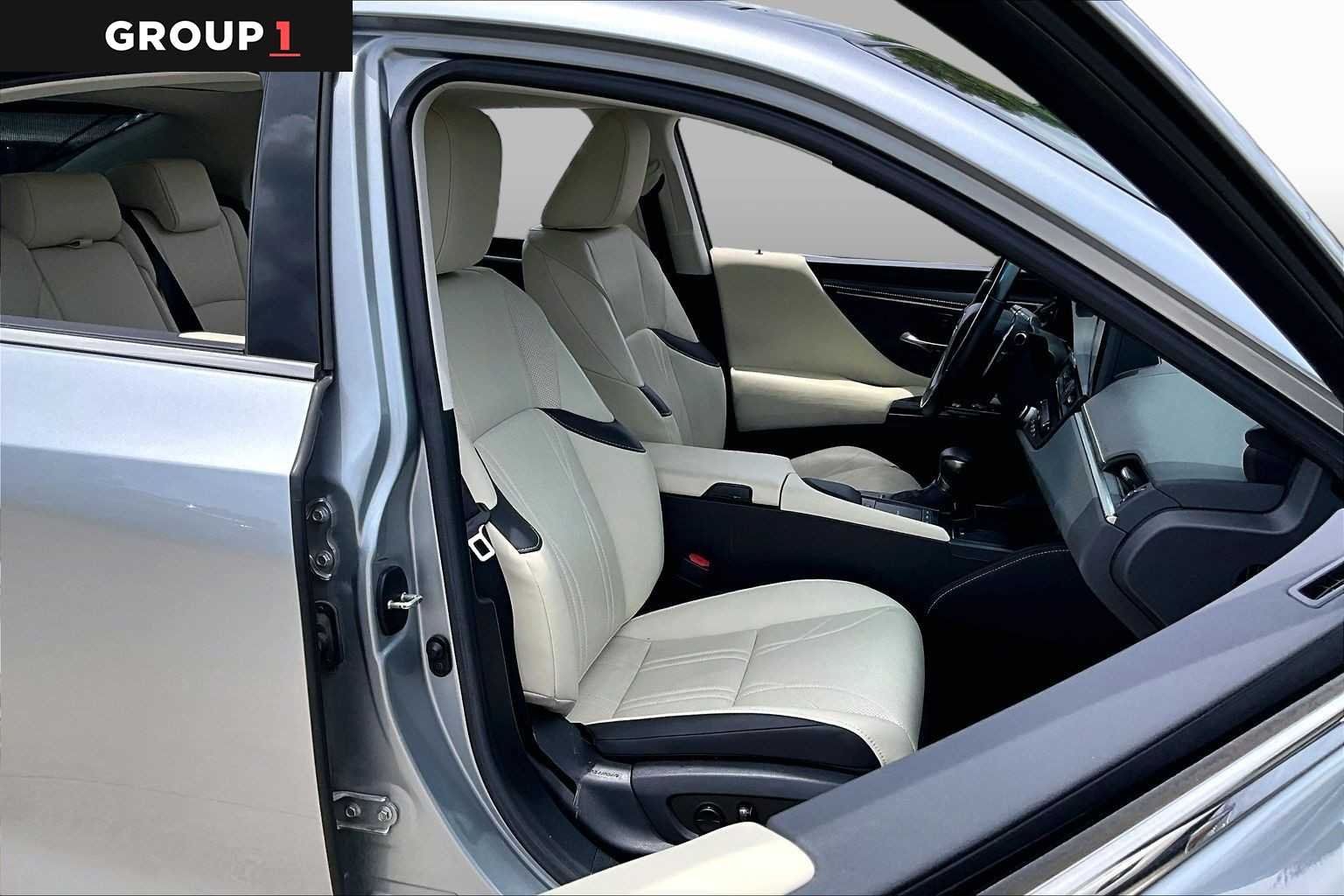 Used 2022 Iridium Lexus Luxury image 8
