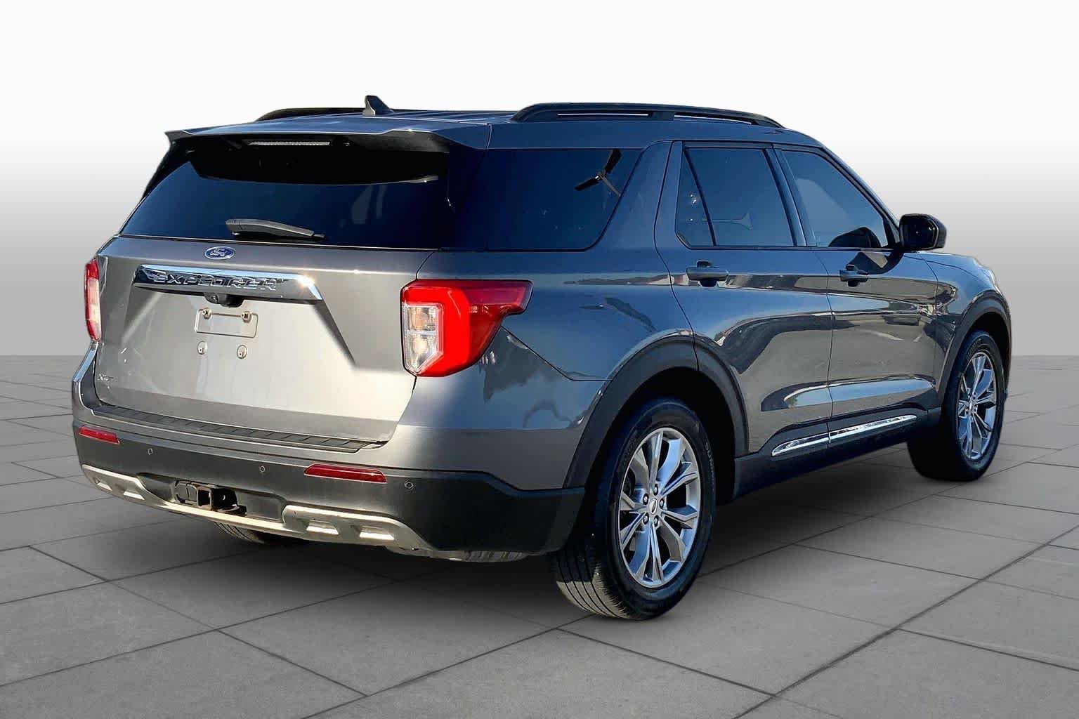 Used 2022 Carbonized Gray Metallic Ford XLT image 13