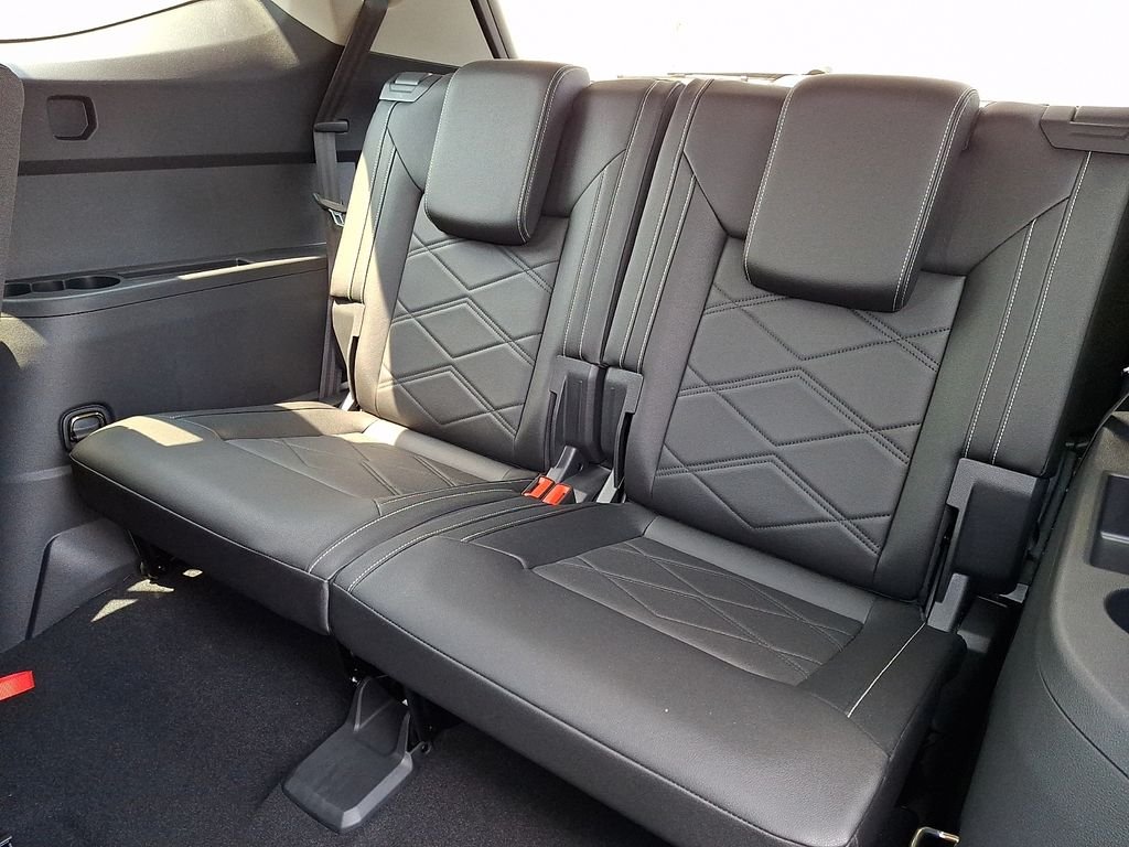 New 2026 Black Volkswagen SE w/Technology image 6