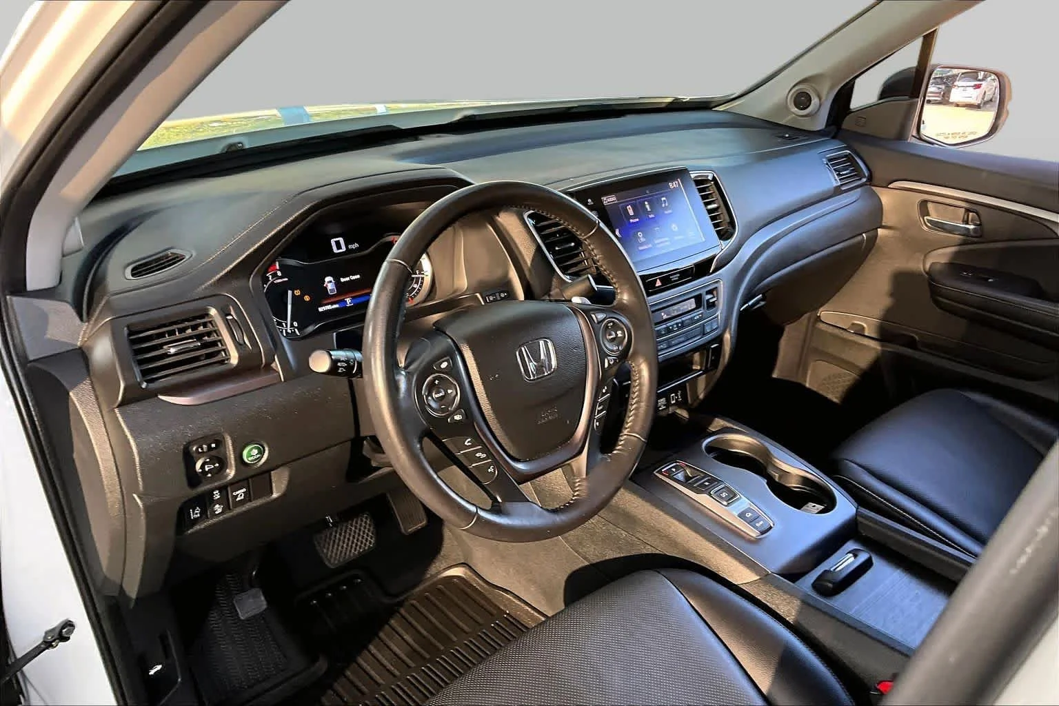 Certified Used 2022 Platinum White Pearl Honda RTL image 18