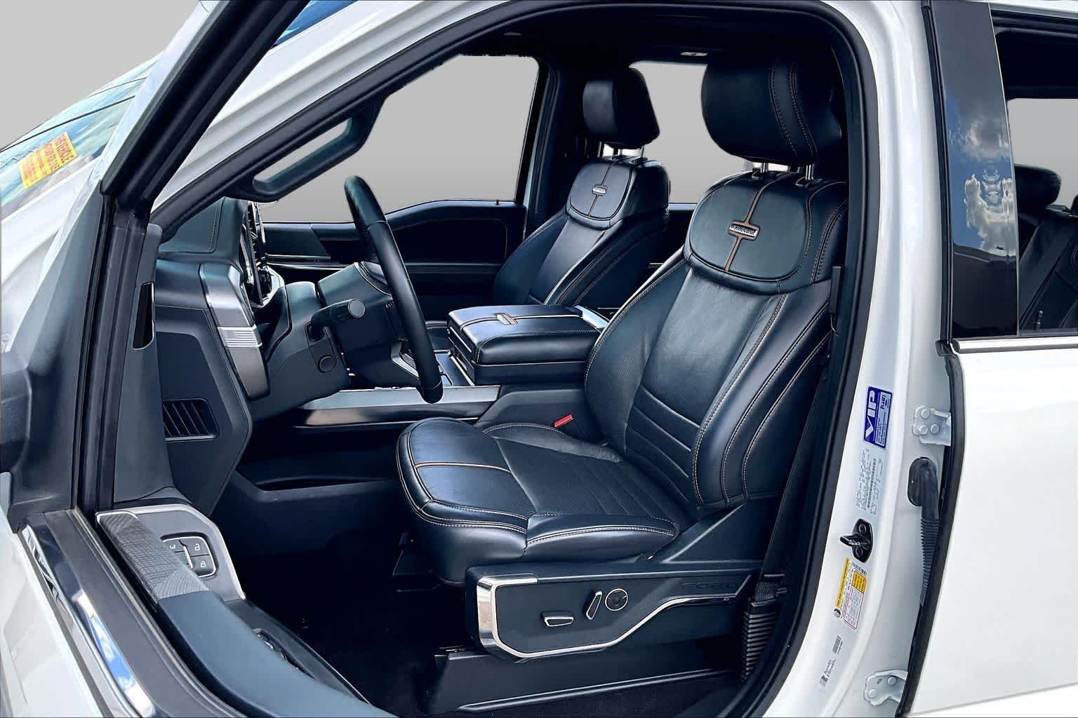 Used 2021 Star White Metallic Tri-Coat Ford Platinum image 8