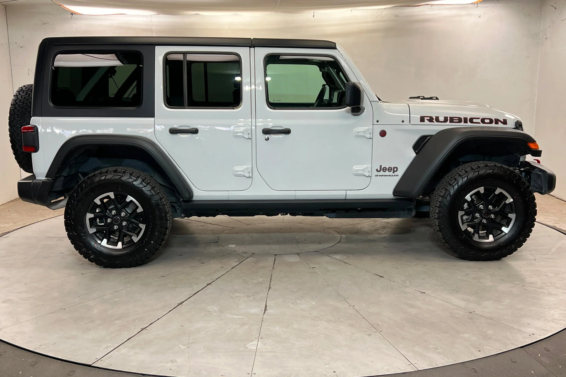 Used 2026 Bright White Clearcoat Jeep Rubicon image 6