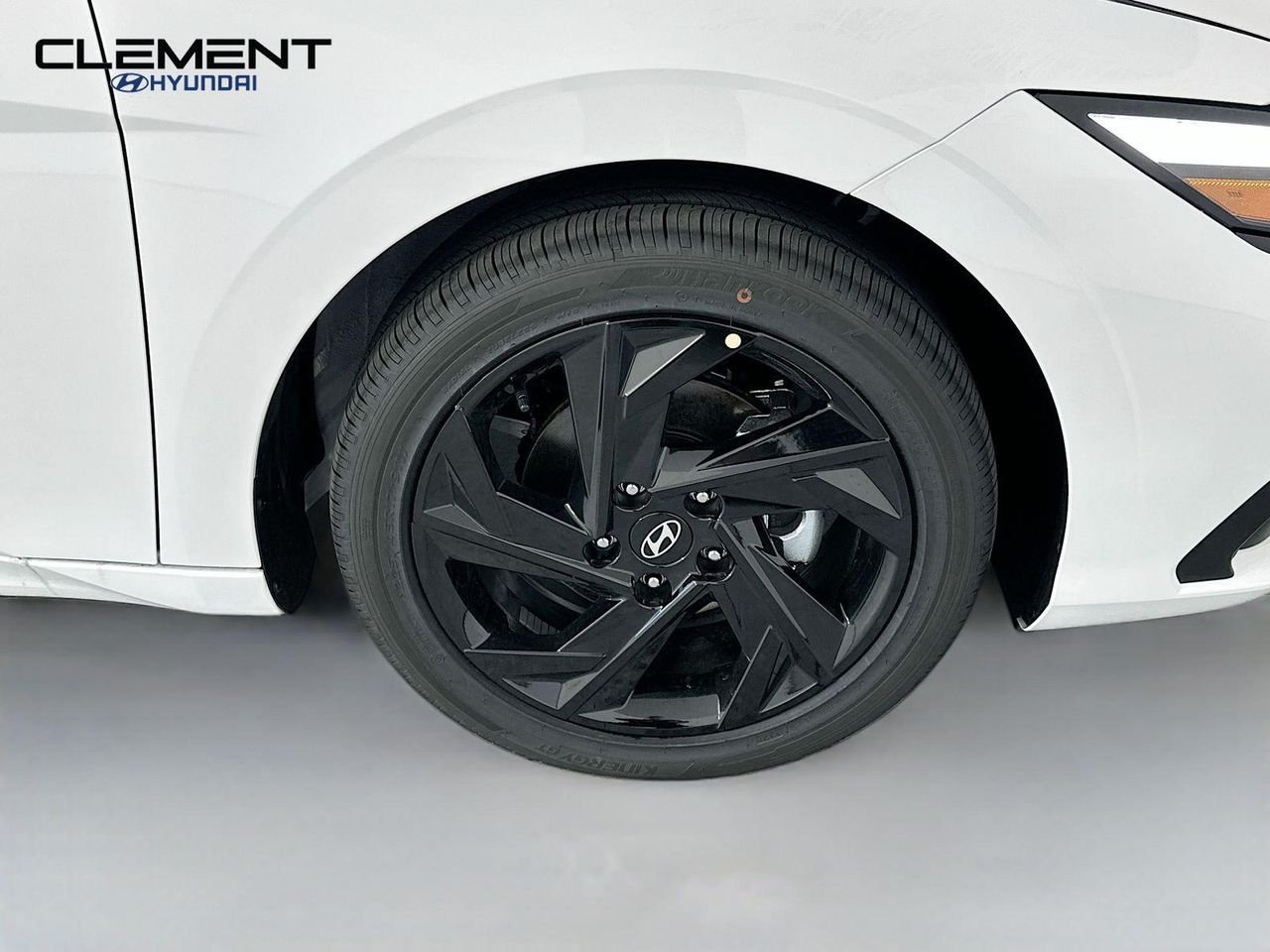 New 2026 White Hyundai SEL Sport image 30
