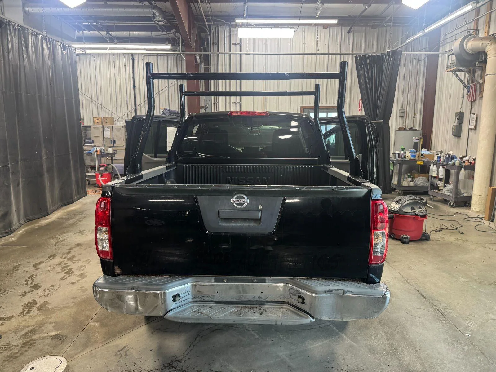 Used 2013 Nissan Frontier SV with VIN 1N6AD0ER8DN738831 for sale in Charles City, IA