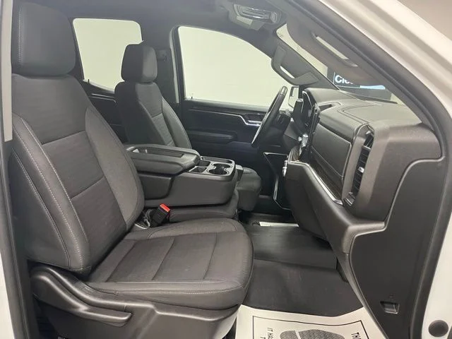 Used 2023 White GMC SLE image 52