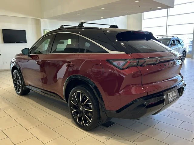 New 2027 2T SUN RED INFINITI Autograph AWD image 4