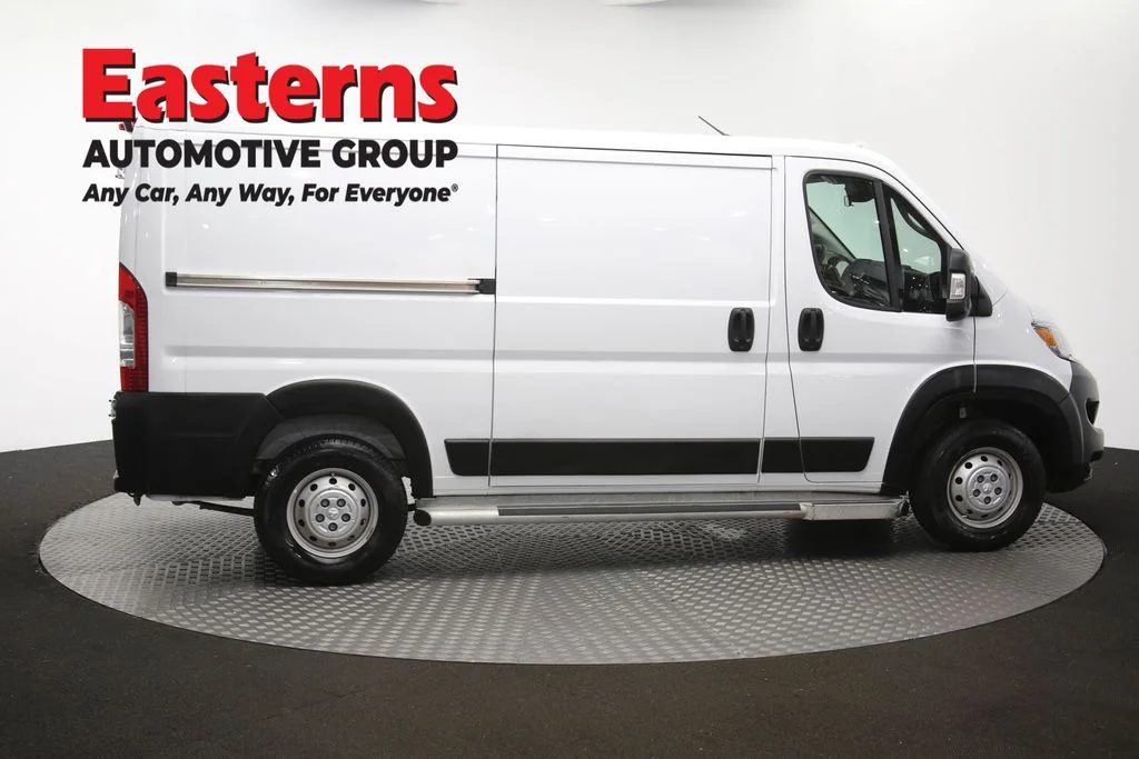 Used 2023 White Ram Base image 41