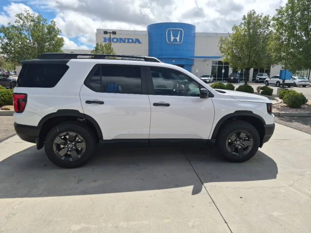 New 2026 Platinum White Pearl Honda RTL image 12