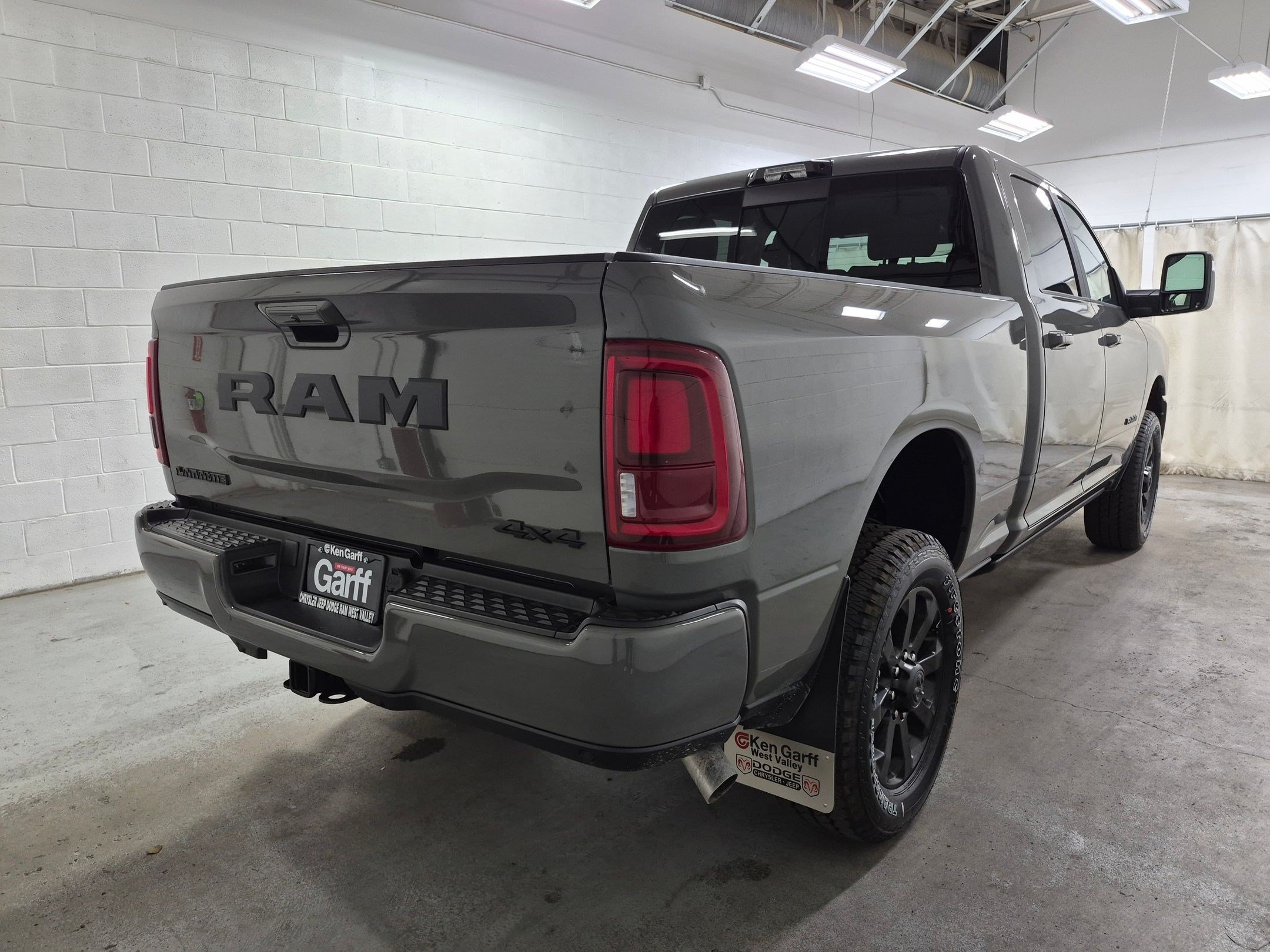 New 2026 Ceramic Gray Clear-Coat Exterior Paint RAM Laramie image 4