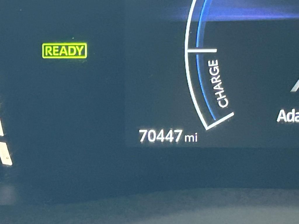 Certified Used 2025 Gray Toyota SE image 30
