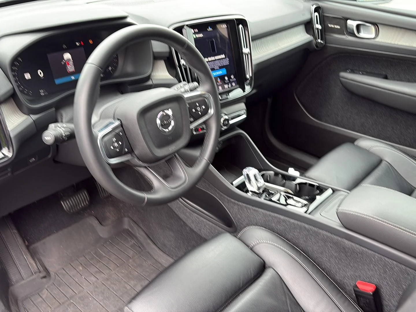 Used 2023 BLUE VOLVO  image 5