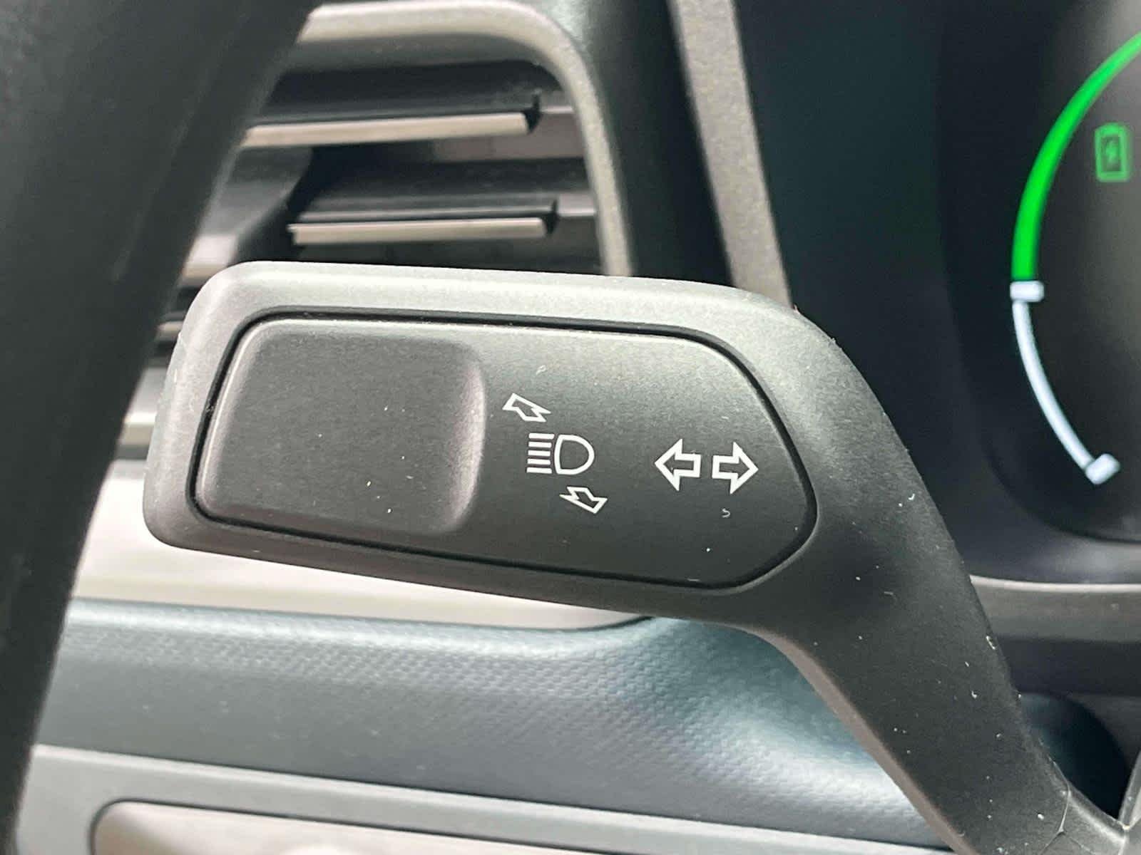 Used 2024 Cactus Gray Ford XL image 35