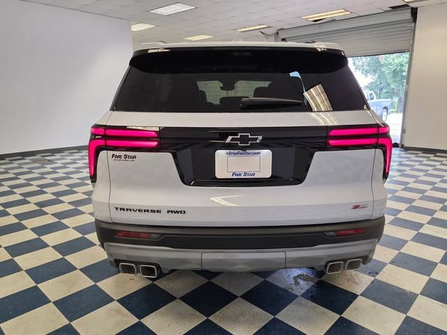 2027 Chevrolet Traverse Z71 - Photo 12