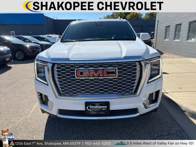 Used 2023 GMC Yukon Denali with VIN 1GKS2DKL9PR345586 for sale in Shakopee, Minnesota