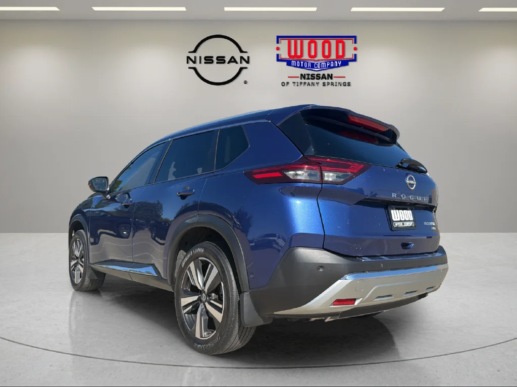 Certified Used 2023 Caspian Blue Metallic Nissan Platinum image 4