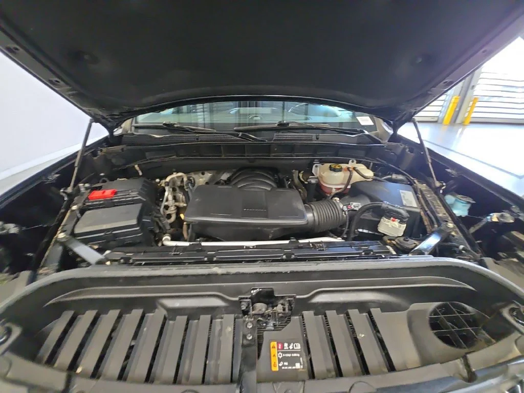Used 2021 Black GMC Elevation image 30