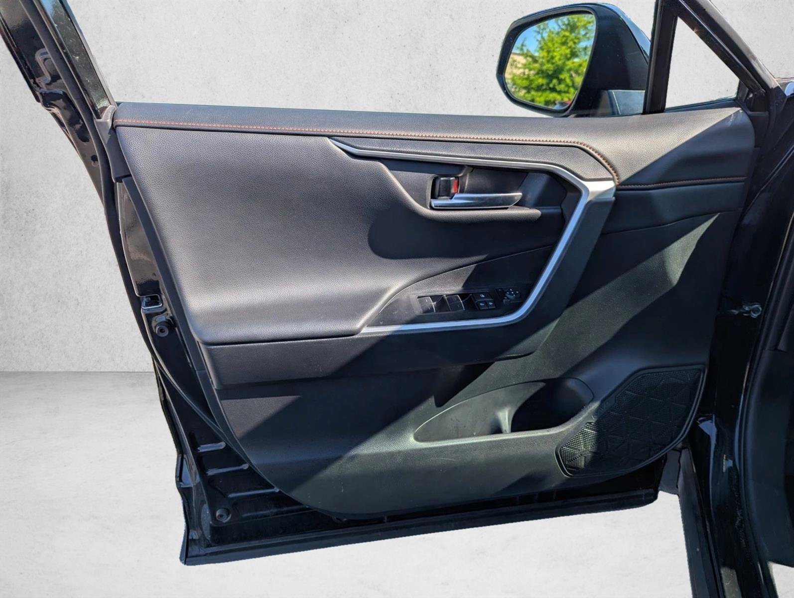 Used 2024 Midnight Black Metallic Toyota Adventure image 21