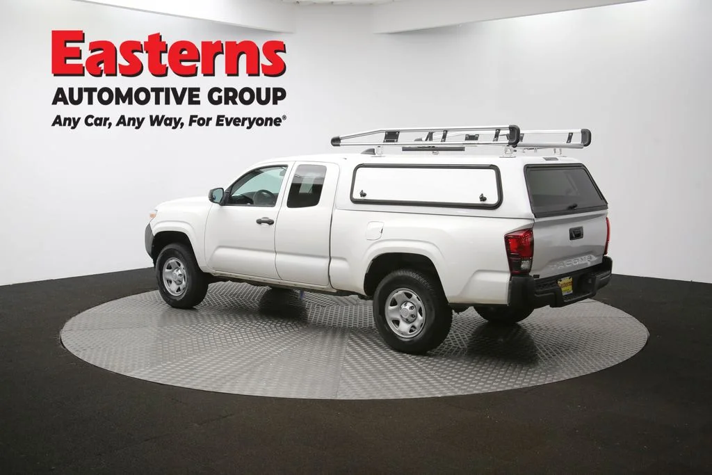 Used 2021 White Toyota SR image 61