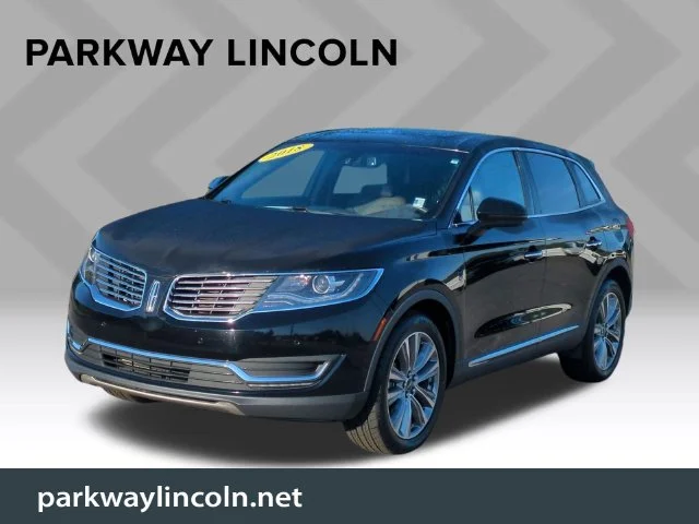 Used 2018 Black Lincoln Reserve image 1