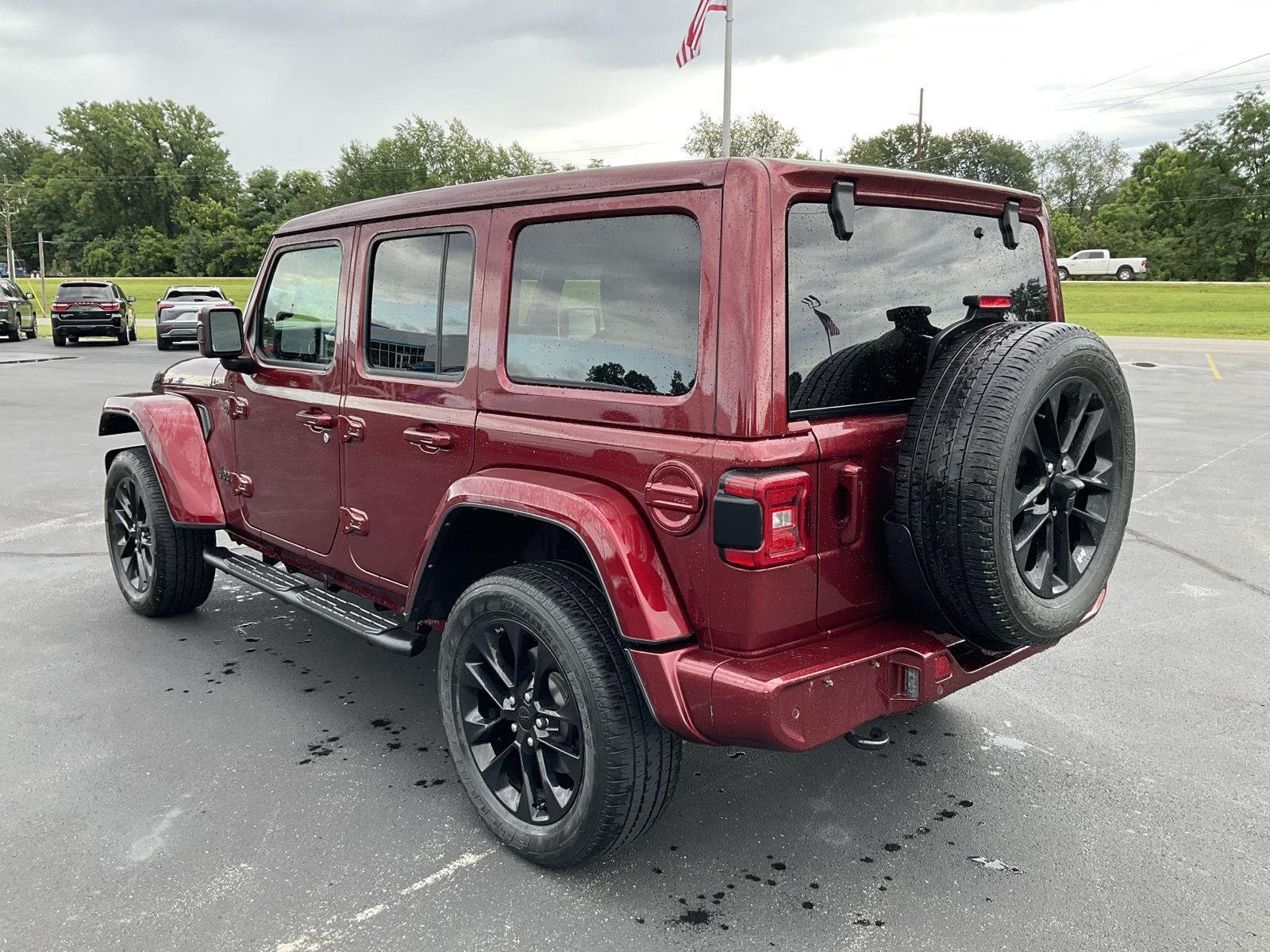 Used 2021 Snazzberry Pearlcoat Jeep Unlimited Sahara High Altitude image 8