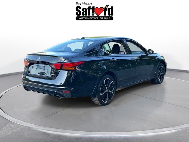 Used 2024 Black Nissan 2.5 SR image 7