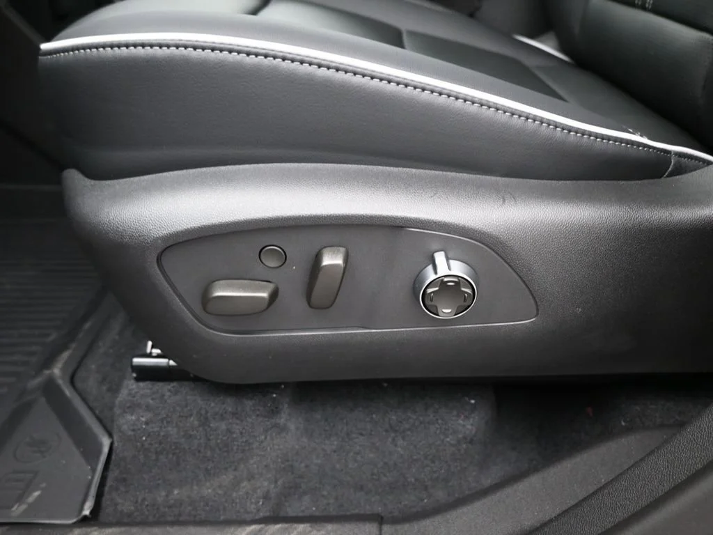 2025 Buick Enclave Avenir - Photo 10