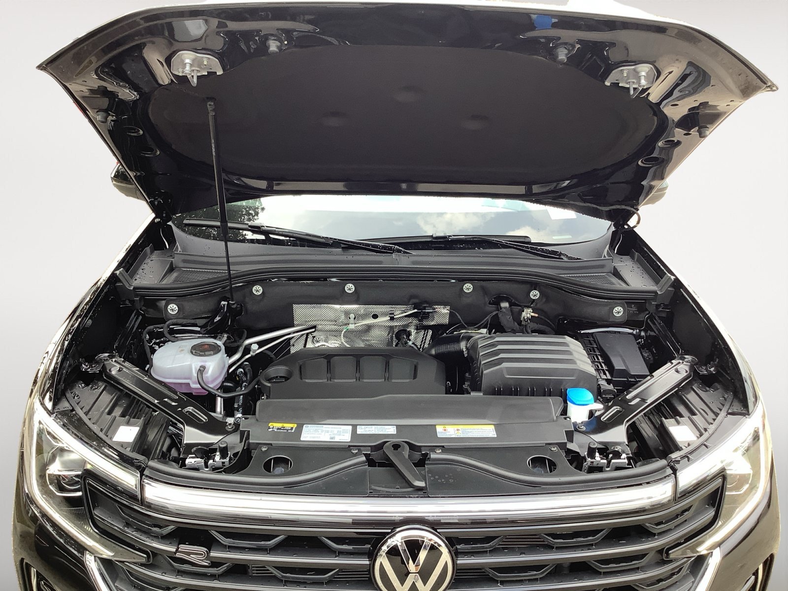 New 2026 Deep Black Pearl Volkswagen 2.0T SEL Premium R-Line image 12