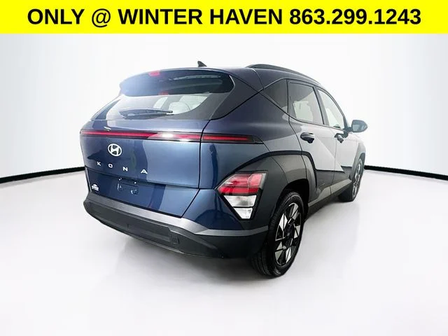 Used 2025 Blue Hyundai SEL image 7