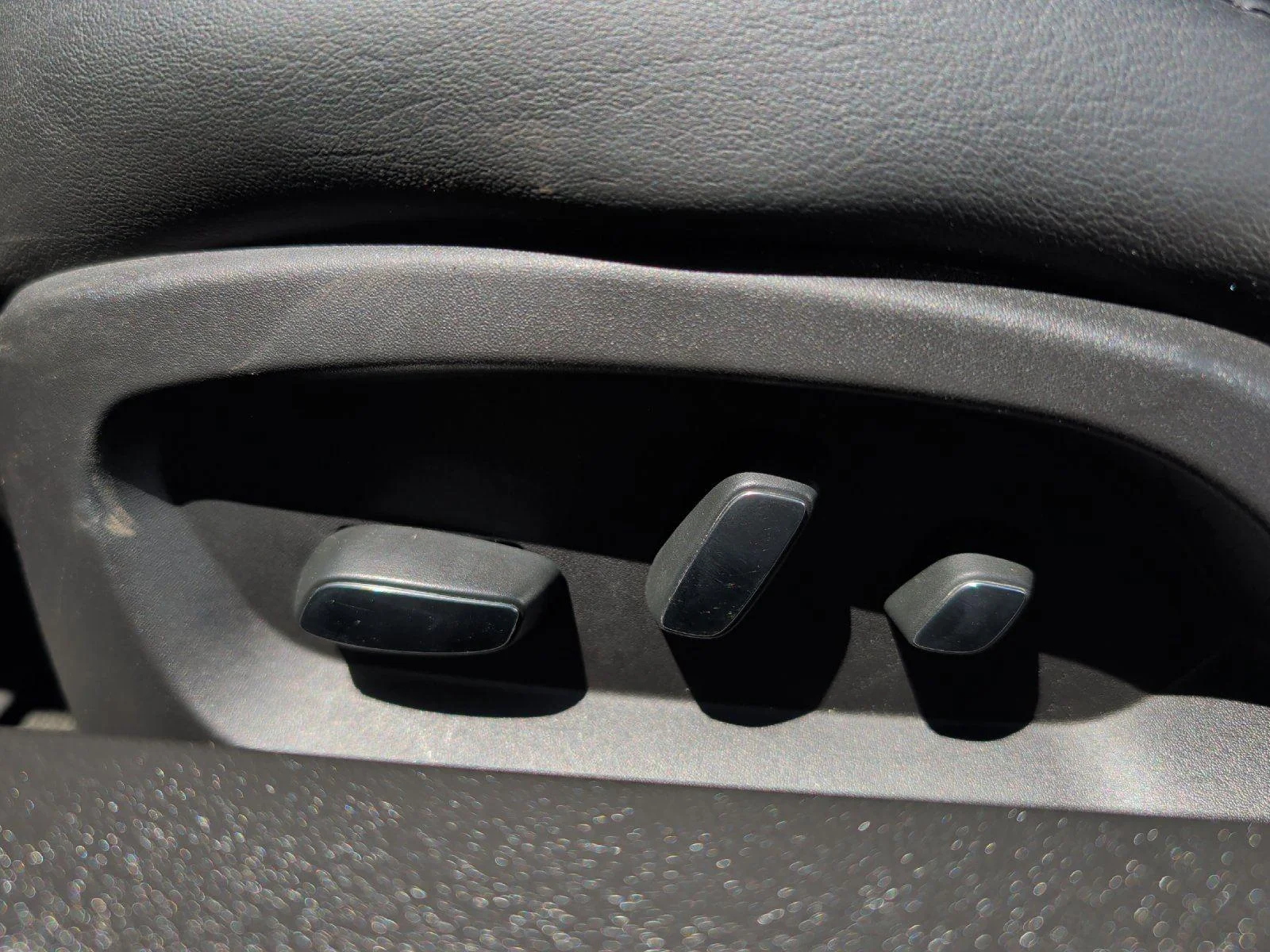 Used 2019 Blade Silver Metallic Chevrolet 2LT image 16