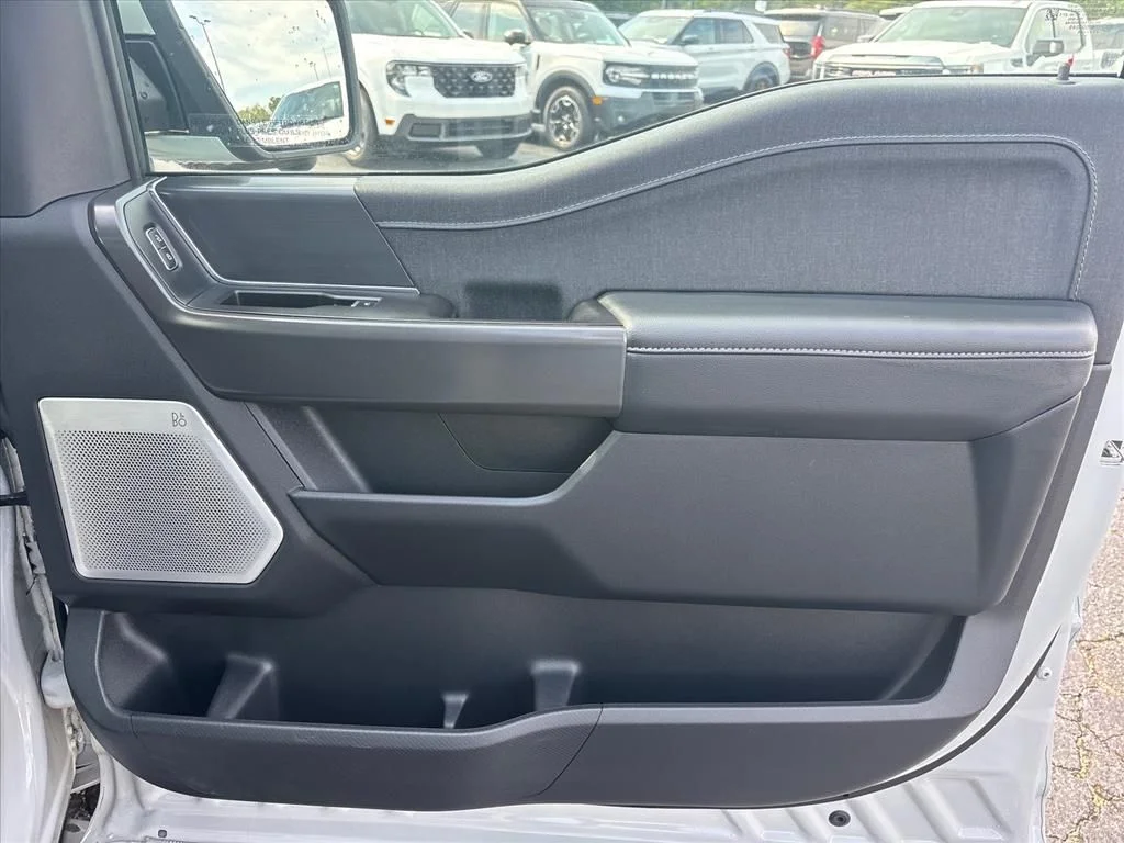 Used 2024 Avalanche Ford Lariat image 15