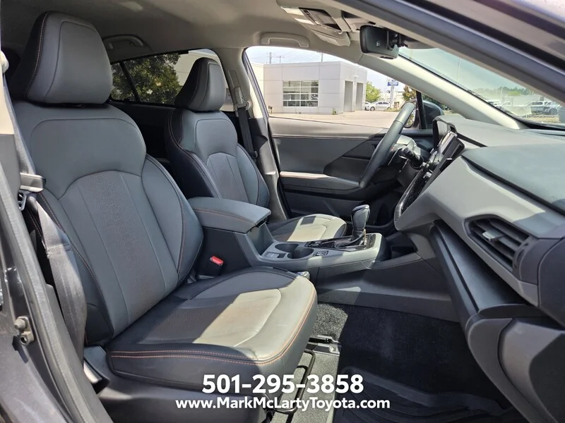 Used 2025 Crystal Black Silica SUBARU LIMITED AWD image 15