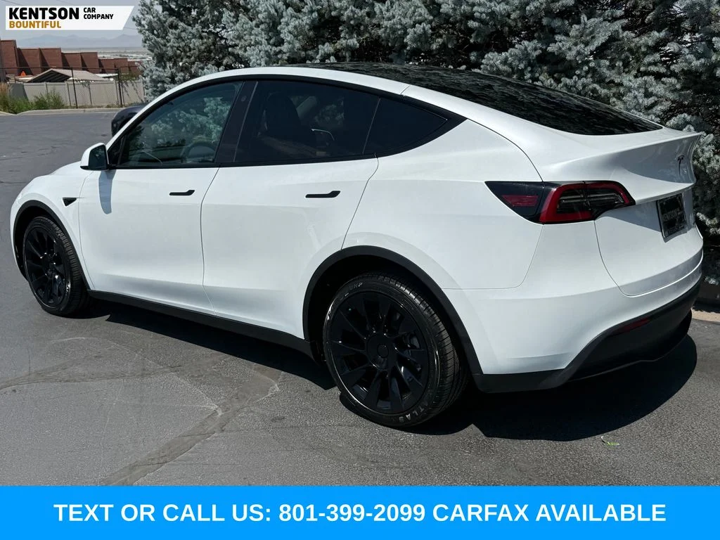 Used 2023 White Tesla Long Range image 6