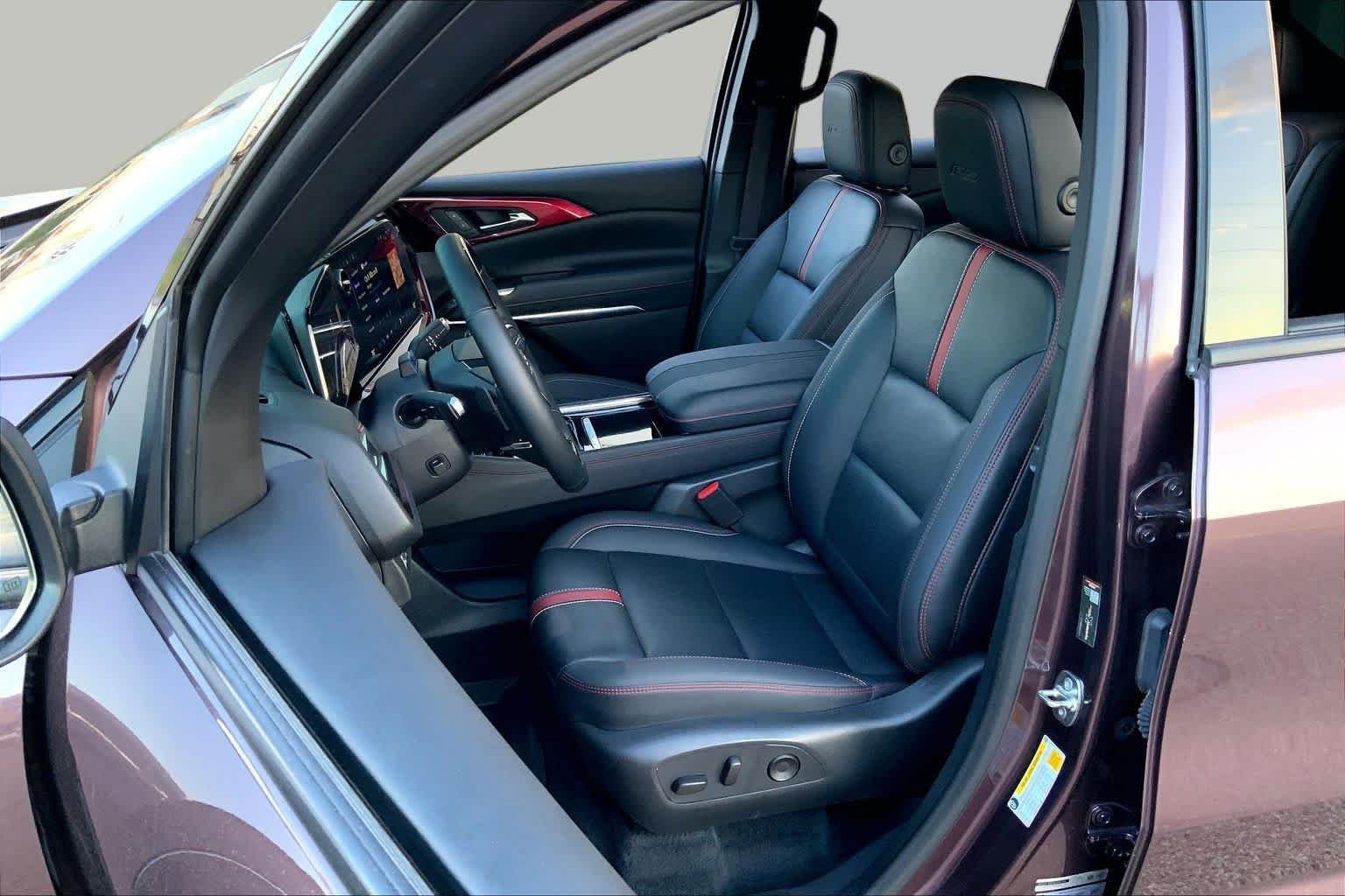 Used 2026 Stardust Metallic Chevrolet FWD RS image 8