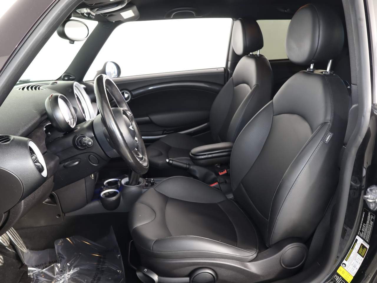 Used 2013 Midnight Black Metallic MINI Cooper S image 12