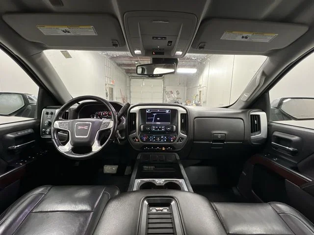 Used 2018 Black GMC SLT image 19
