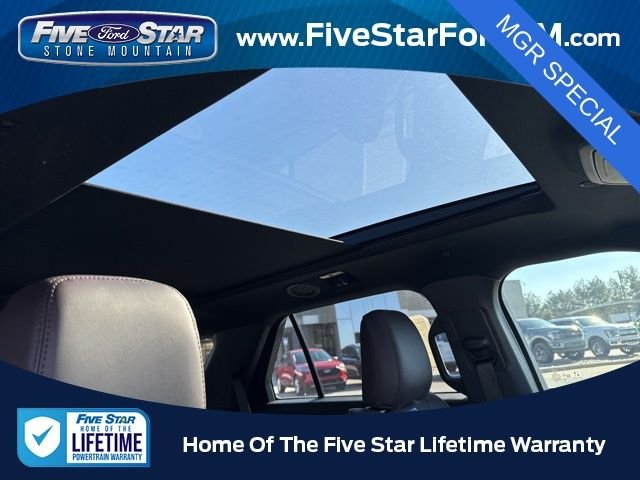 New 2026 Star White Metallic Tri-Coat Ford Platinum image 17