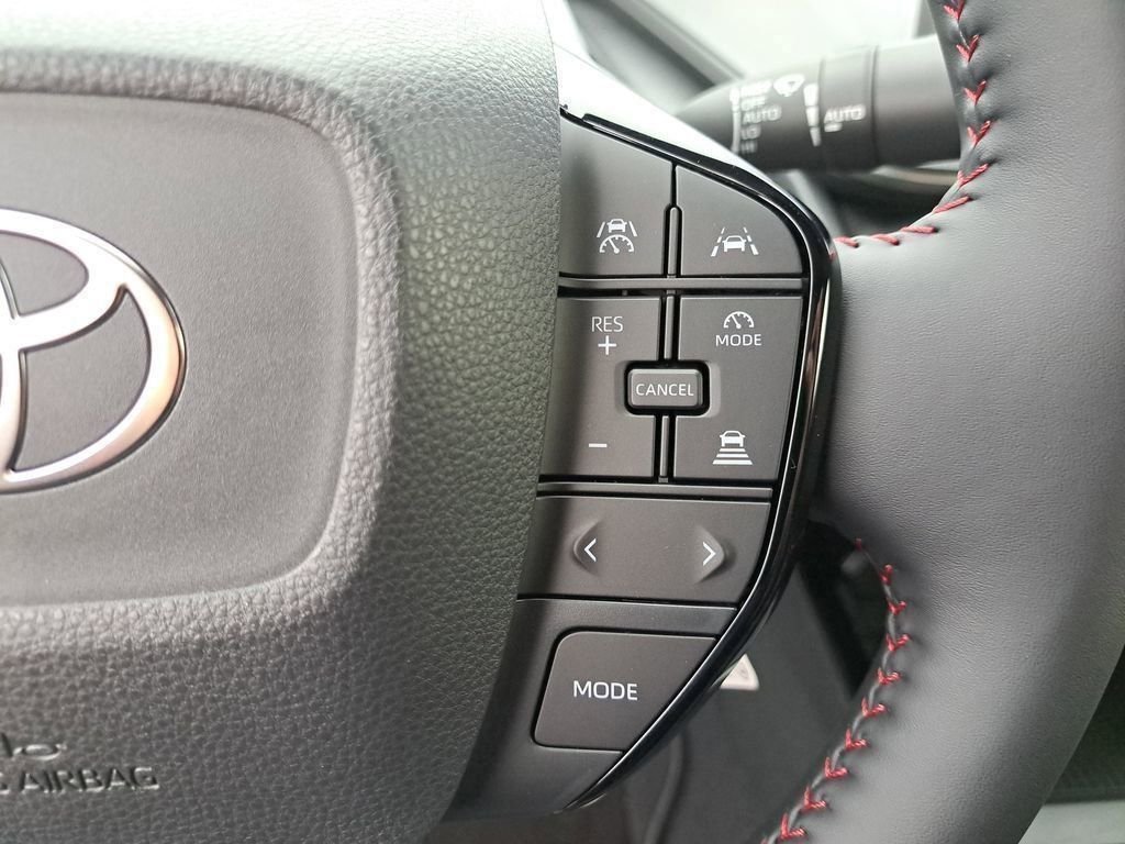 2026 Toyota Prius Plug-in Hybrid XSE - Photo 20