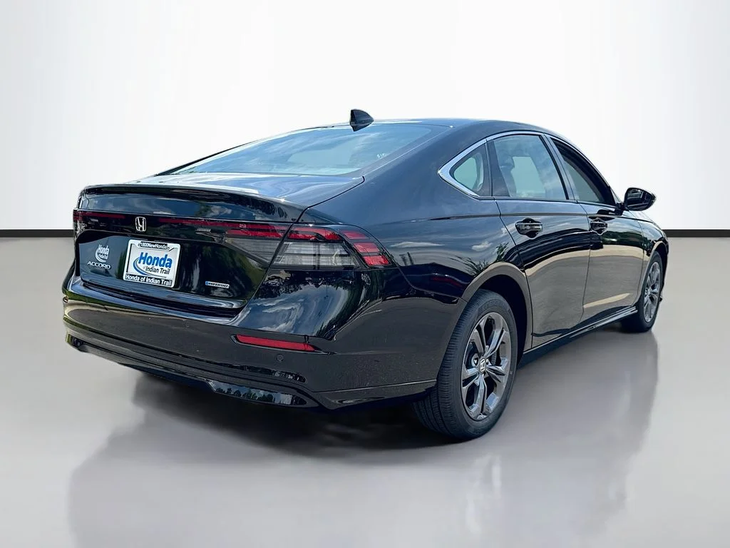 New 2026 Crystal Black Pearl Honda EX-L image 4